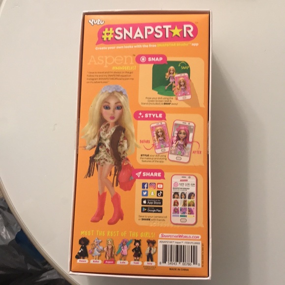 YULU Snapstar ASPEN DOLL w/ACCESSORIES 10" Age 5+ ~ New in Box - Picture 3 of 3